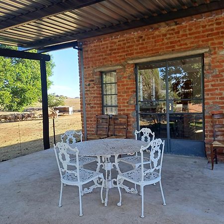 Hillside Farm Hotel Trompsburg ภายนอก รูปภาพ