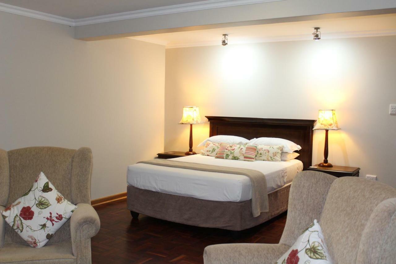 Hillside Farm Hotel Trompsburg ภายนอก รูปภาพ
