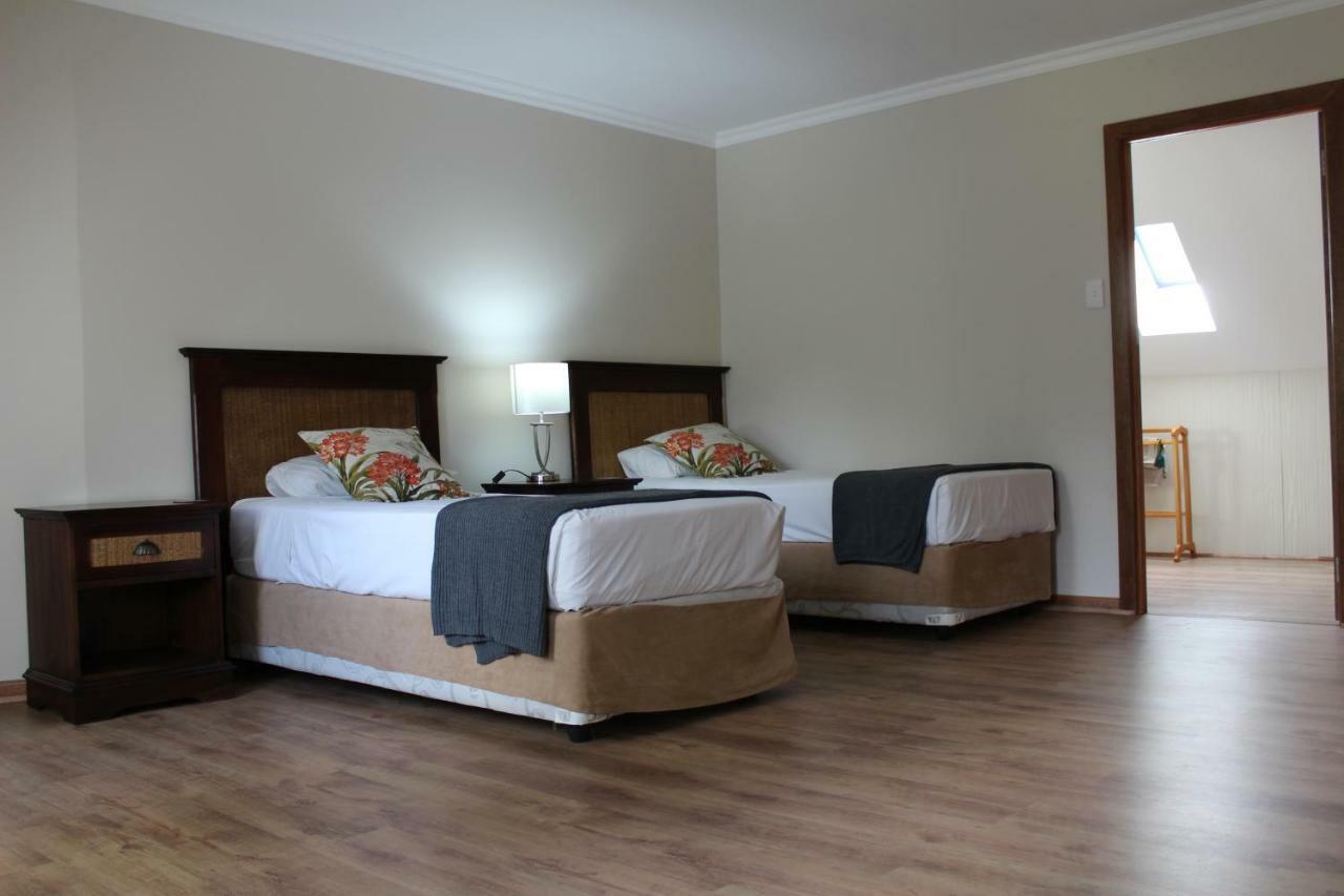 Hillside Farm Hotel Trompsburg ภายนอก รูปภาพ