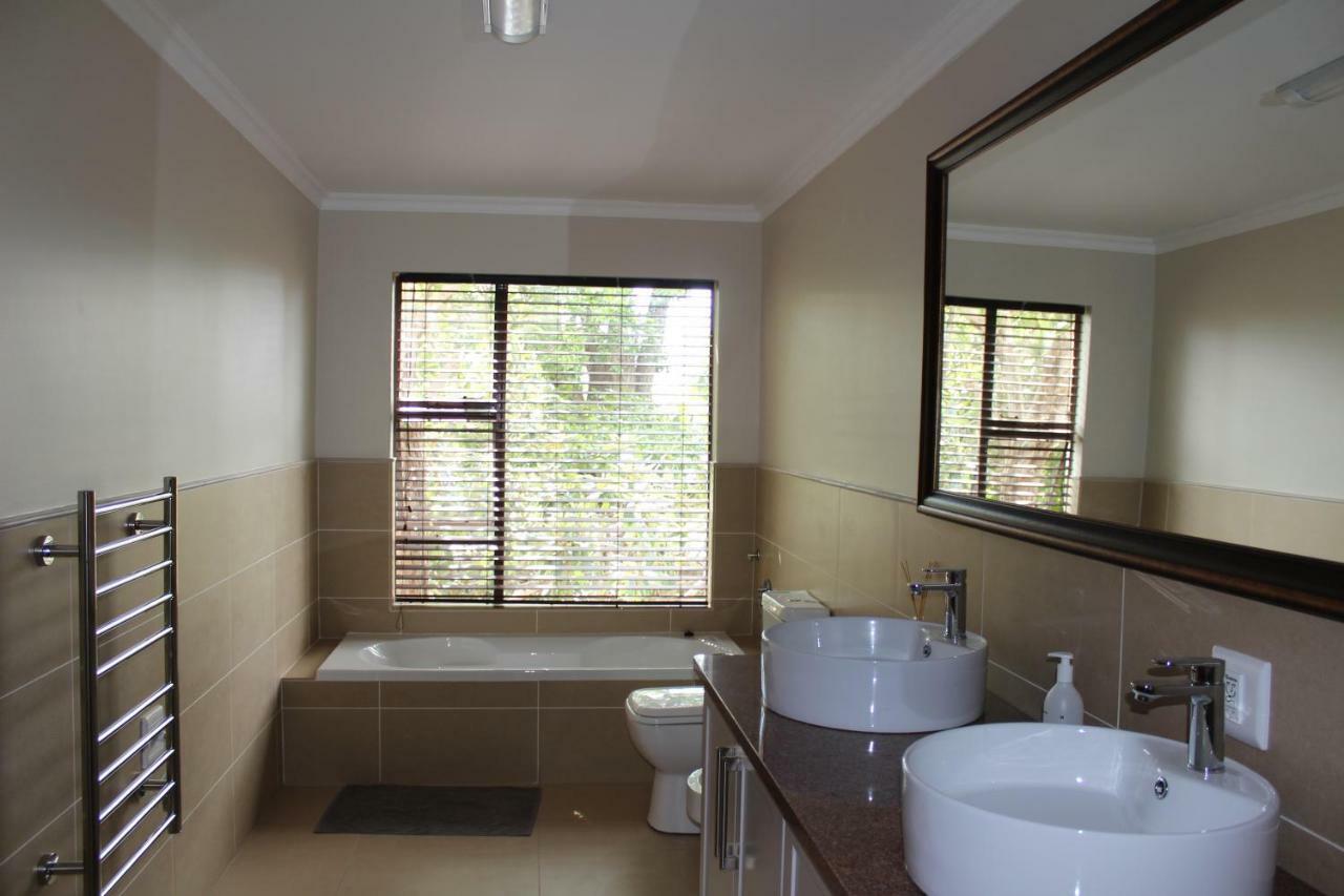 Hillside Farm Hotel Trompsburg ภายนอก รูปภาพ